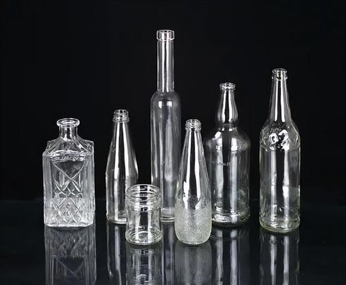 玻璃瓶與塑料瓶的環保之爭 為何研究發現白酒玻璃瓶可能危害更大？